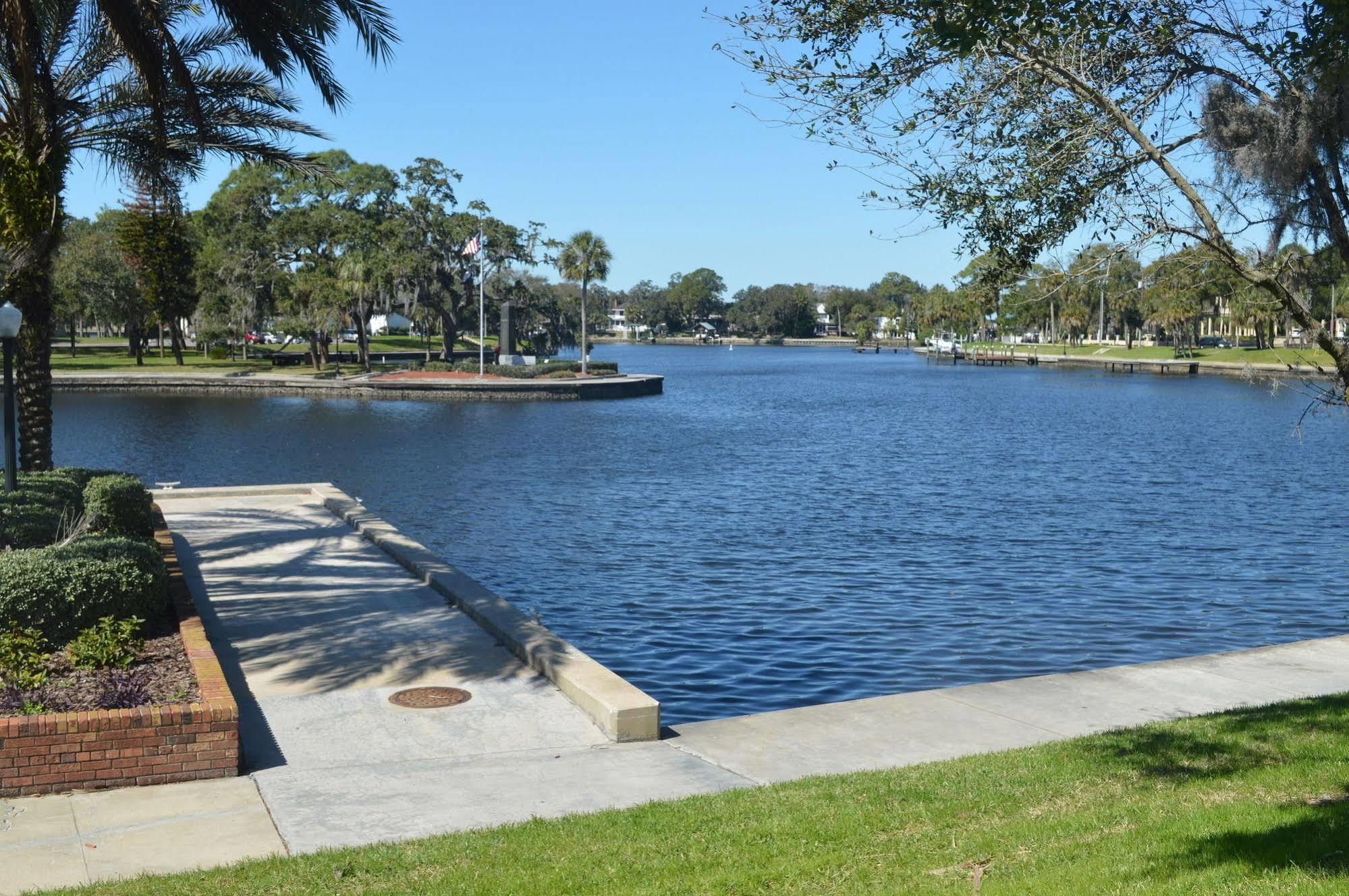 Tarpon Inn Tarpon Springs Zewnętrze zdjęcie